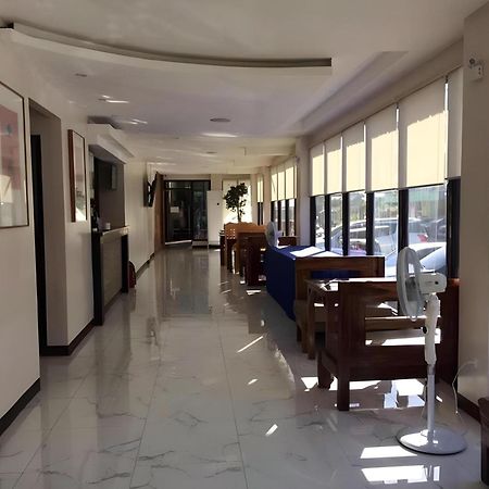 Oyo 195 Ranchotel - Binan Экстерьер фото