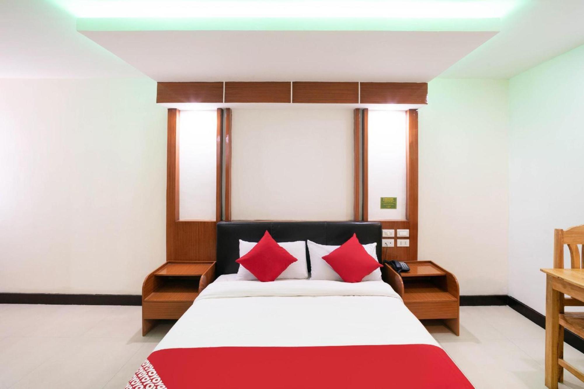 Oyo 195 Ranchotel - Binan Экстерьер фото