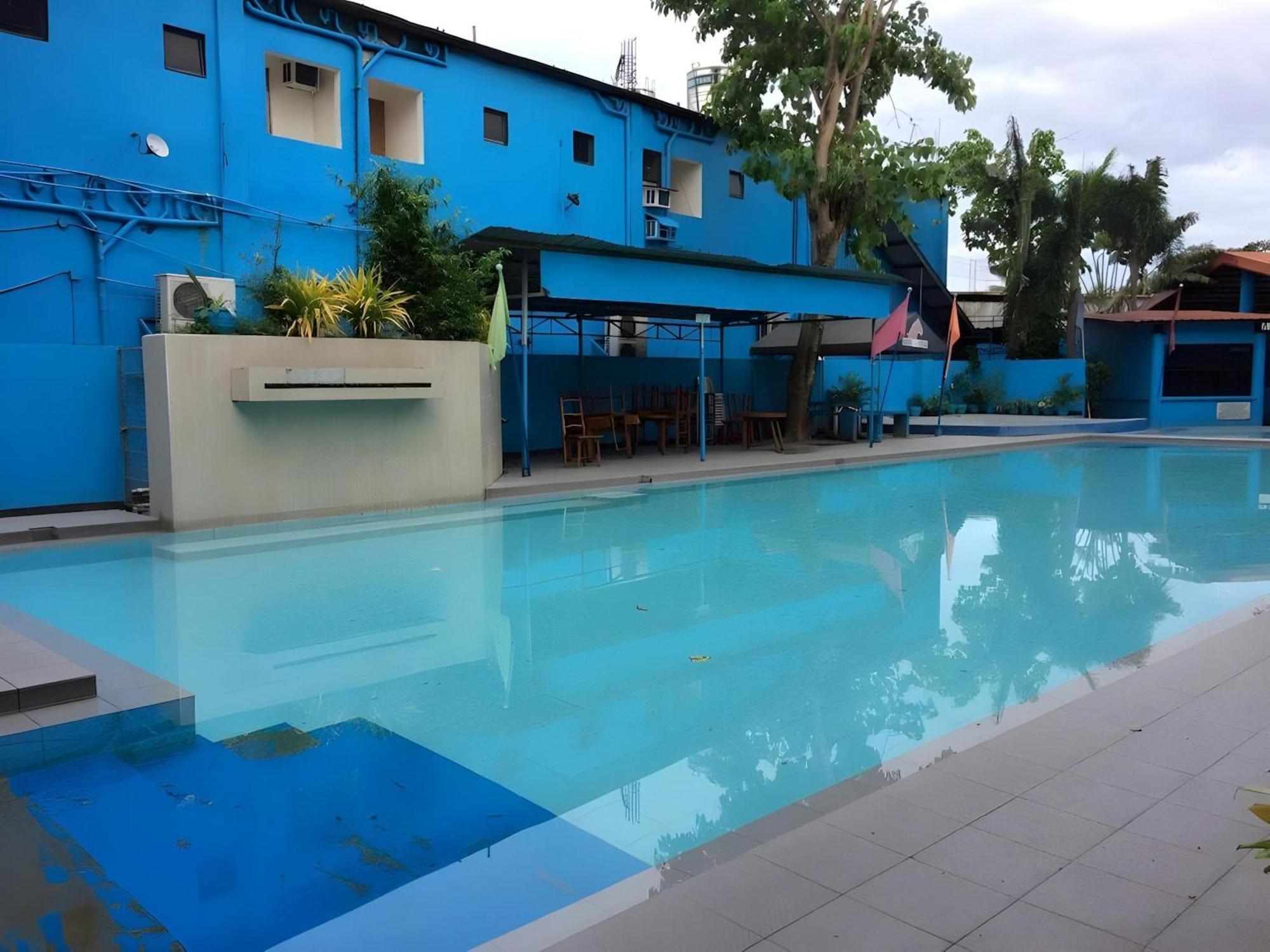 Oyo 195 Ranchotel - Binan Экстерьер фото